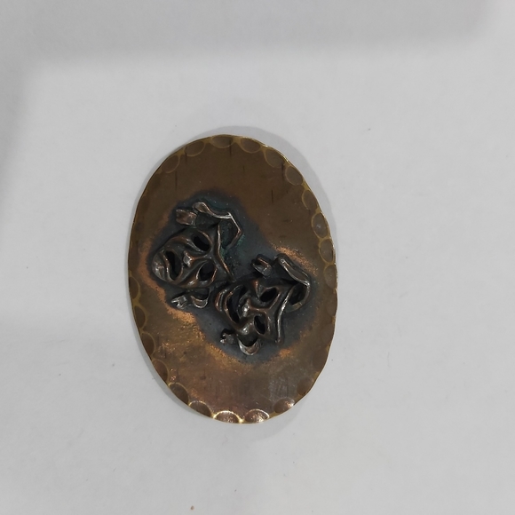 ⚠️⚠️SOLD⚠️⚠️Vintage oval brooch - Picture 4 of 5